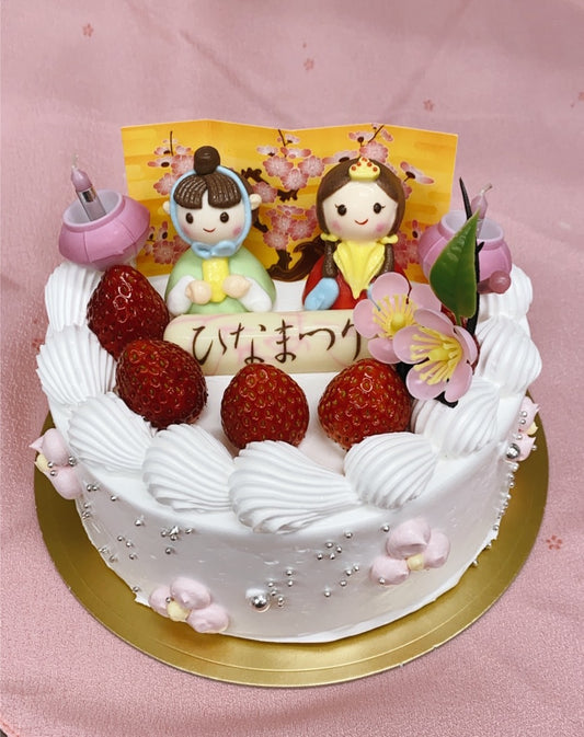 ひな祭りケーキ販売中！